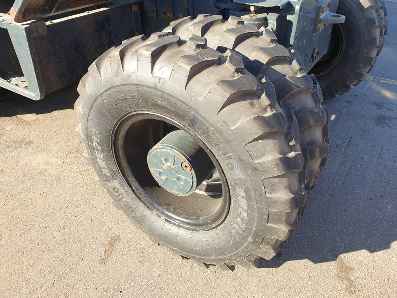 Pelle sur pneus Hyundai HW 140: photos 16