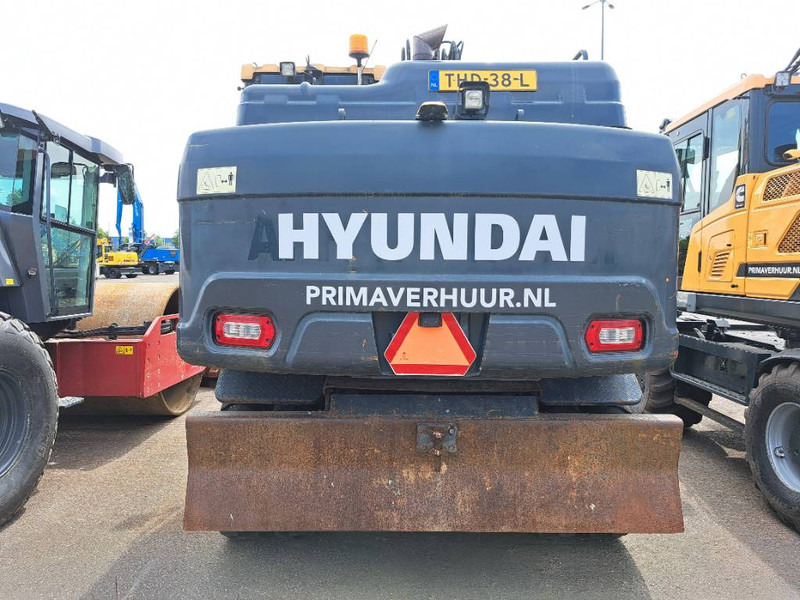 Pelle sur pneus Hyundai HW140: photos 8