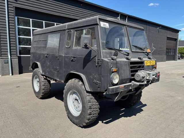 Volvo C303 4x4, Laplander 5 zitplaatsen - Camping-car: photos 2 Volvo C303 4x4, Laplander 5 zitplaatsen - Camping-car: photos 2