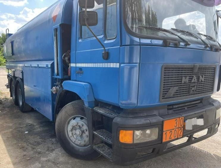 MAN L20 Tanker - Camion citerne: photos 2 MAN L20 Tanker - Camion citerne: photos 2