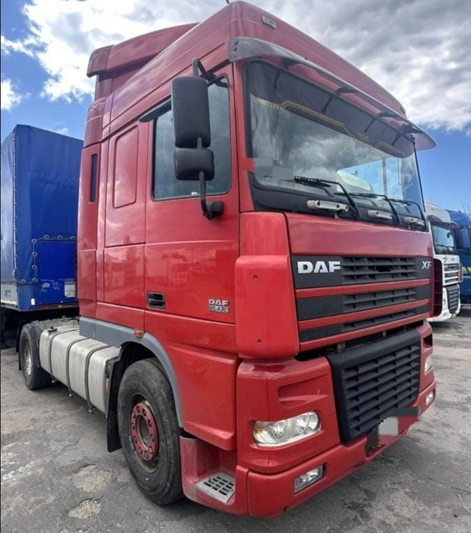 DAF XF 95 Tractor unit - Tracteur routier: photos 1 DAF XF 95 Tractor unit - Tracteur routier: photos 1