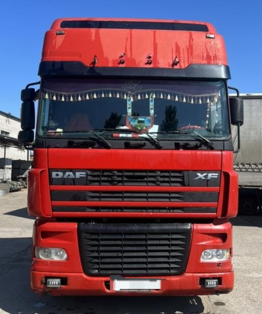 Daf XF 95 - Tracteur routier: photos 1 Daf XF 95 - Tracteur routier: photos 1