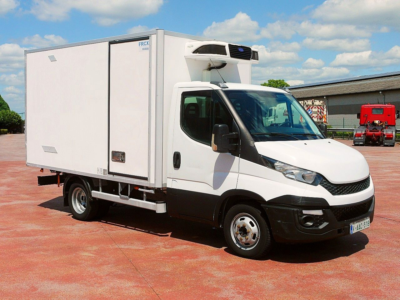 Iveco 35C13 DAILY KUHLKOFFER CARRIER PULSOR 400 AIRCO - Utilitaire frigorifique: photos 2 Iveco 35C13 DAILY KUHLKOFFER CARRIER PULSOR 400 AIRCO - Utilitaire frigorifique: photos 2