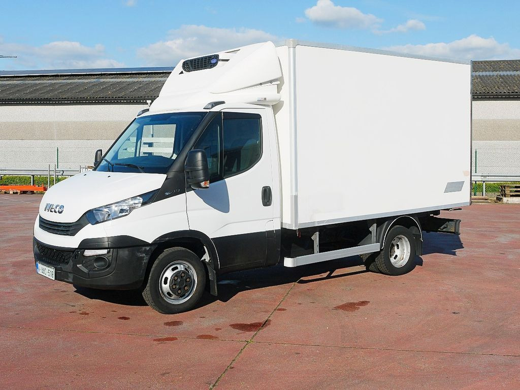 Iveco 35C14 DAILY KUHLKOFFER CARRIER VIENTO A/C - Utilitaire frigorifique: photos 4 Iveco 35C14 DAILY KUHLKOFFER CARRIER VIENTO A/C - Utilitaire frigorifique: photos 4