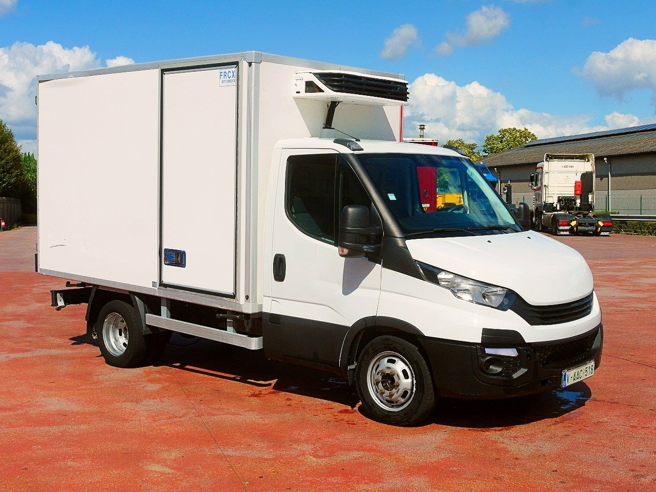 Iveco 35C14 KUHLKOFFER CARRIER XARIOS 350 -20C - Utilitaire frigorifique: photos 2 Iveco 35C14 KUHLKOFFER CARRIER XARIOS 350 -20C - Utilitaire frigorifique: photos 2