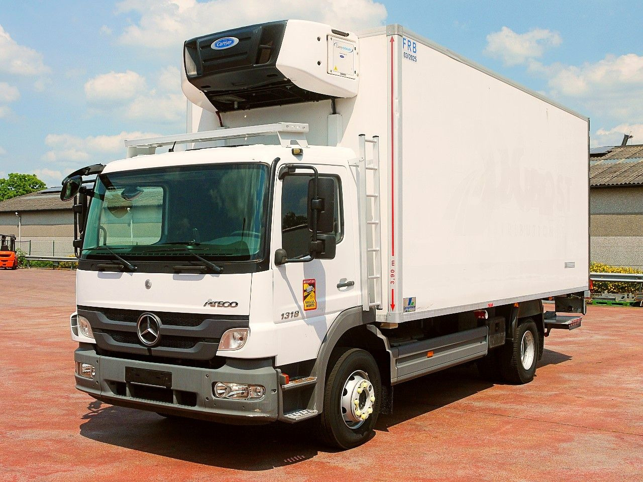 Mercedes-Benz 1318 ATEGO FLEISH KUHLKOFFER CARRIER SUPRA 750 - Camion frigorifique: photos 3 Mercedes-Benz 1318 ATEGO FLEISH KUHLKOFFER CARRIER SUPRA 750 - Camion frigorifique: photos 3