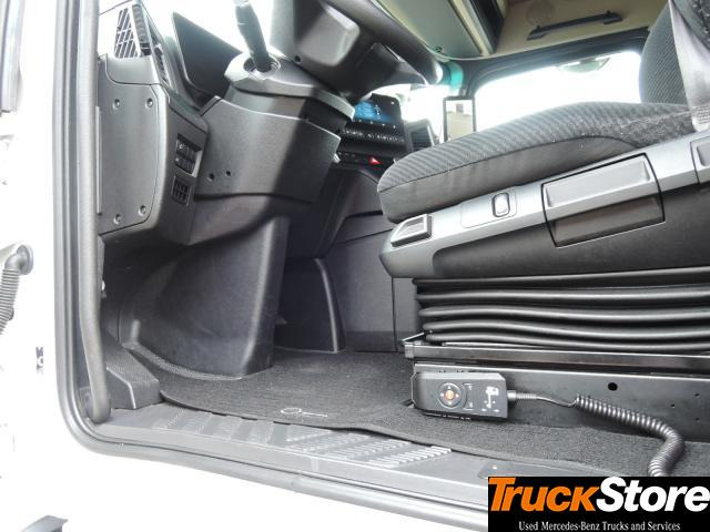 Tracteur routier Mercedes-Benz Actros 1845 LS: photos 6