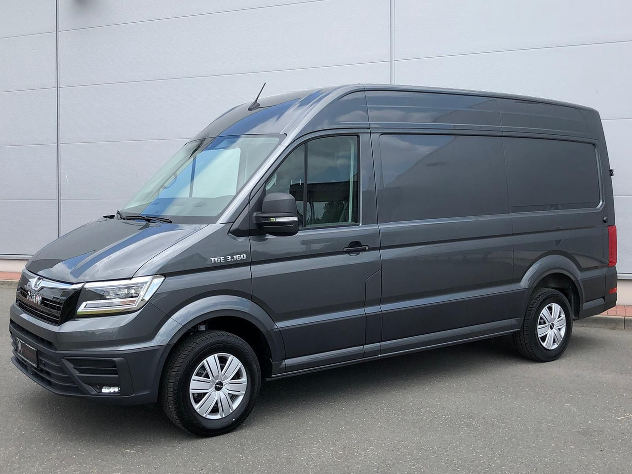 MAN TGE 3.160 L3H3 Kasten LED AHK NAVI GRA RWD SITZH - Fourgon utilitaire: photos 1 MAN TGE 3.160 L3H3 Kasten LED AHK NAVI GRA RWD SITZH - Fourgon utilitaire: photos 1