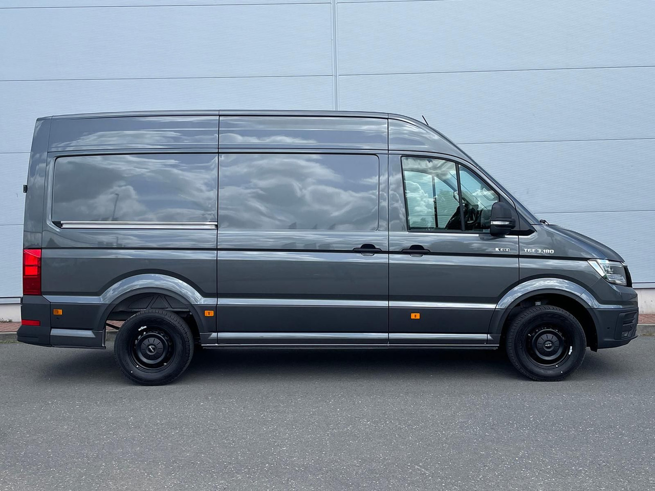 MAN TGE 3.180 L3H3 Kasten 4x4 CAMPER AHK ACC LED NAV - Fourgon utilitaire: photos 5 MAN TGE 3.180 L3H3 Kasten 4x4 CAMPER AHK ACC LED NAV - Fourgon utilitaire: photos 5