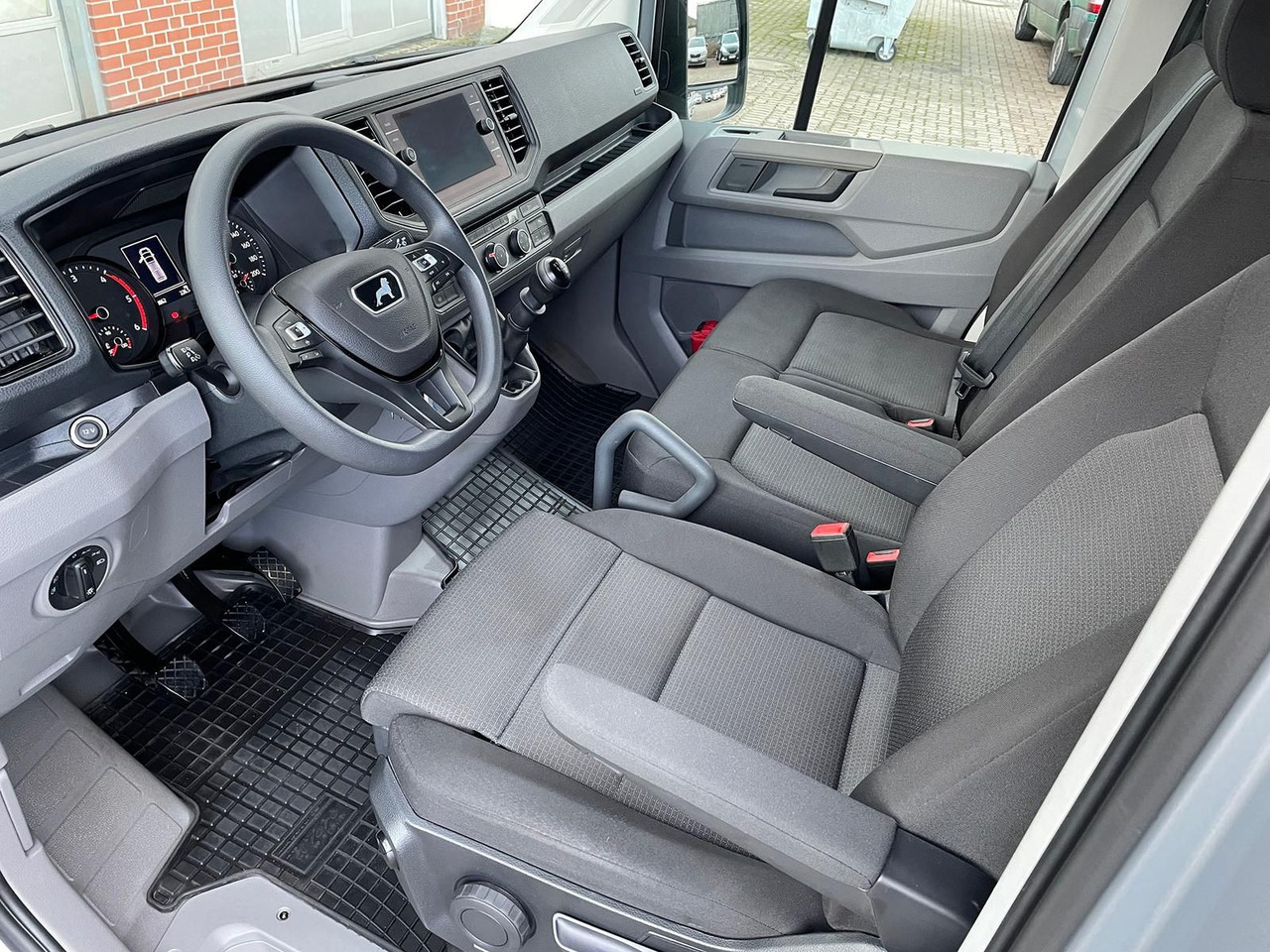 Fourgon utilitaire MAN TGE 3.180 L3H3 Kasten 4x4 DIFF NAV ACC STANDH: photos 26