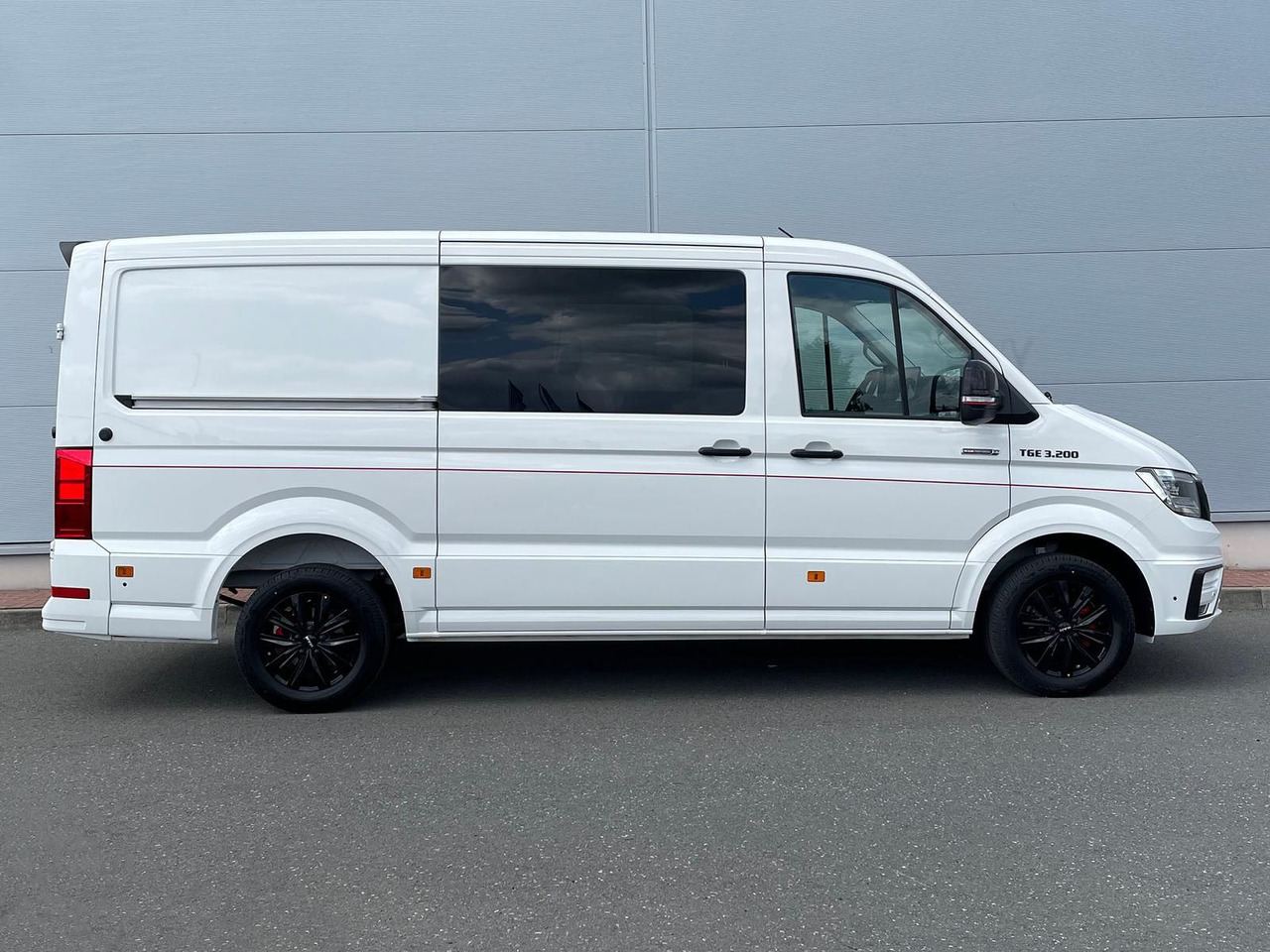 MAN TGE 3.200 L3H2 MIXTO 4x4 Individual S ACC STHZ - Voiture: photos 5 MAN TGE 3.200 L3H2 MIXTO 4x4 Individual S ACC STHZ - Voiture: photos 5