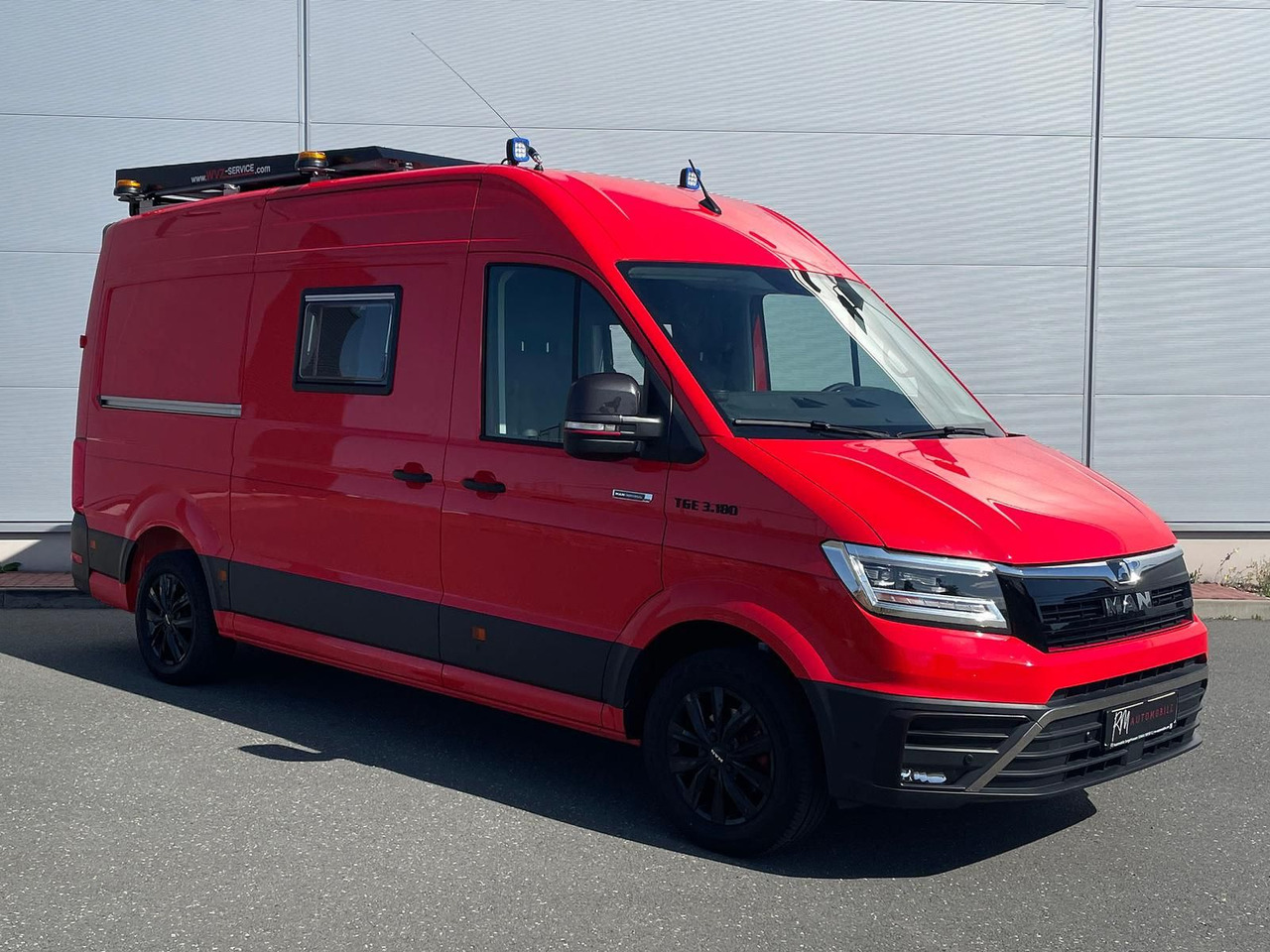 MAN TGE 3.180 L3H3 Individual S BF3+ BEGLEITFAHRZEUG - Véhicule utilitaire: photos 2 MAN TGE 3.180 L3H3 Individual S BF3+ BEGLEITFAHRZEUG - Véhicule utilitaire: photos 2