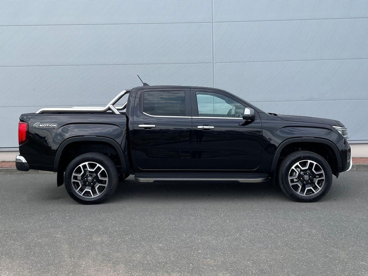 Volkswagen Amarok 3.0 V6 TDI Aventura DOKA 4M LEDER AHK - SUV: photos 5 Volkswagen Amarok 3.0 V6 TDI Aventura DOKA 4M LEDER AHK - SUV: photos 5