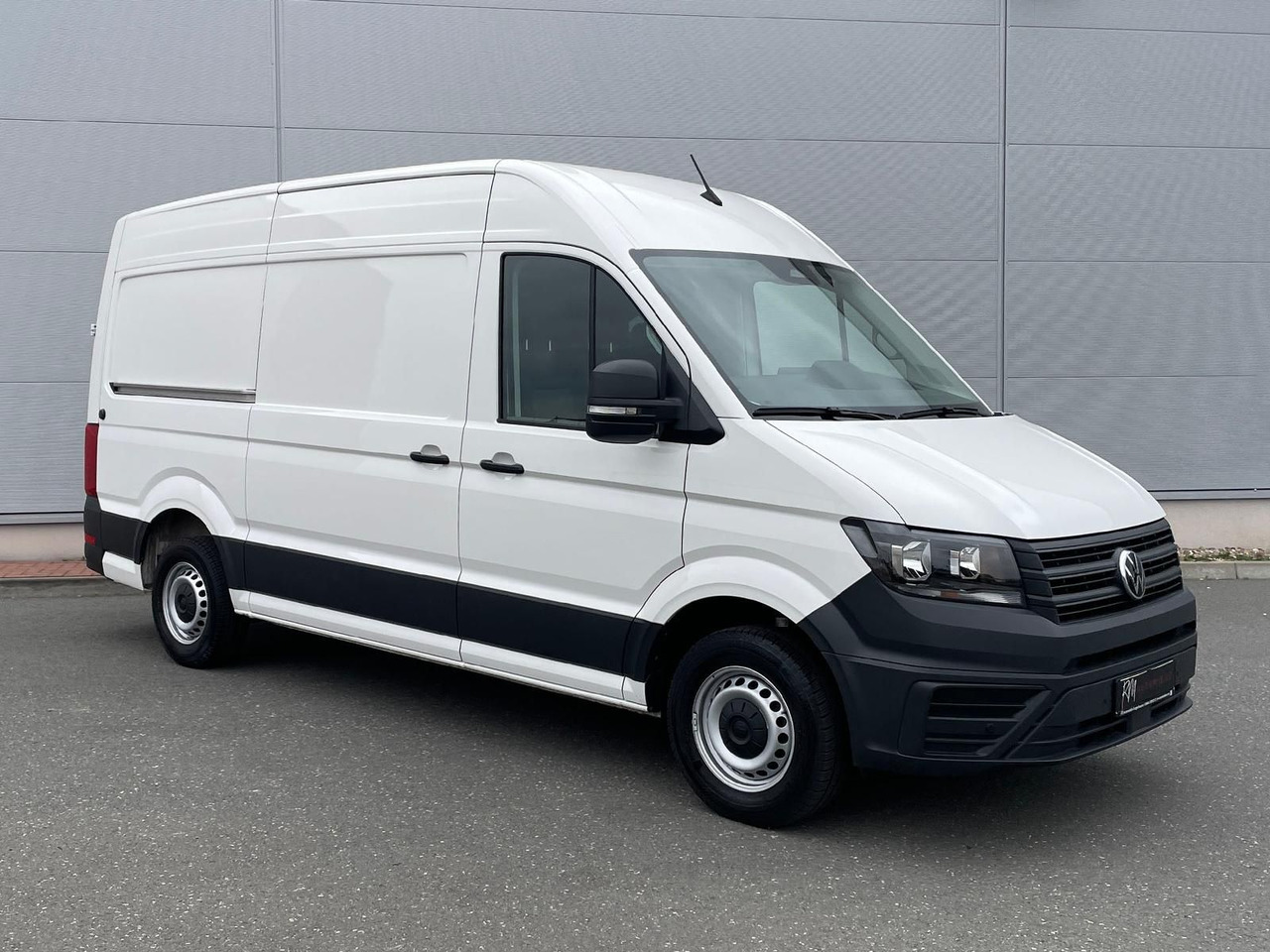 Volkswagen Crafter Kasten 35 L3H3 Autom. NAVI DAB PDC TEMP - Fourgon utilitaire: photos 2 Volkswagen Crafter Kasten 35 L3H3 Autom. NAVI DAB PDC TEMP - Fourgon utilitaire: photos 2