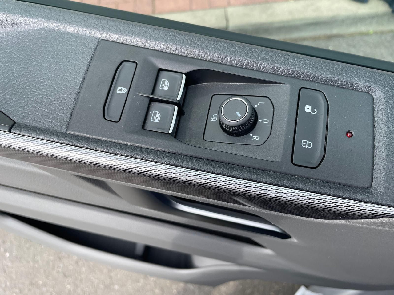 Transport de personnes Volkswagen T6.1 Caravelle Highline STANDHZ NAVI LEDER PDC: photos 34 Transport de personnes Volkswagen T6.1 Caravelle Highline STANDHZ NAVI LEDER PDC: photos 34