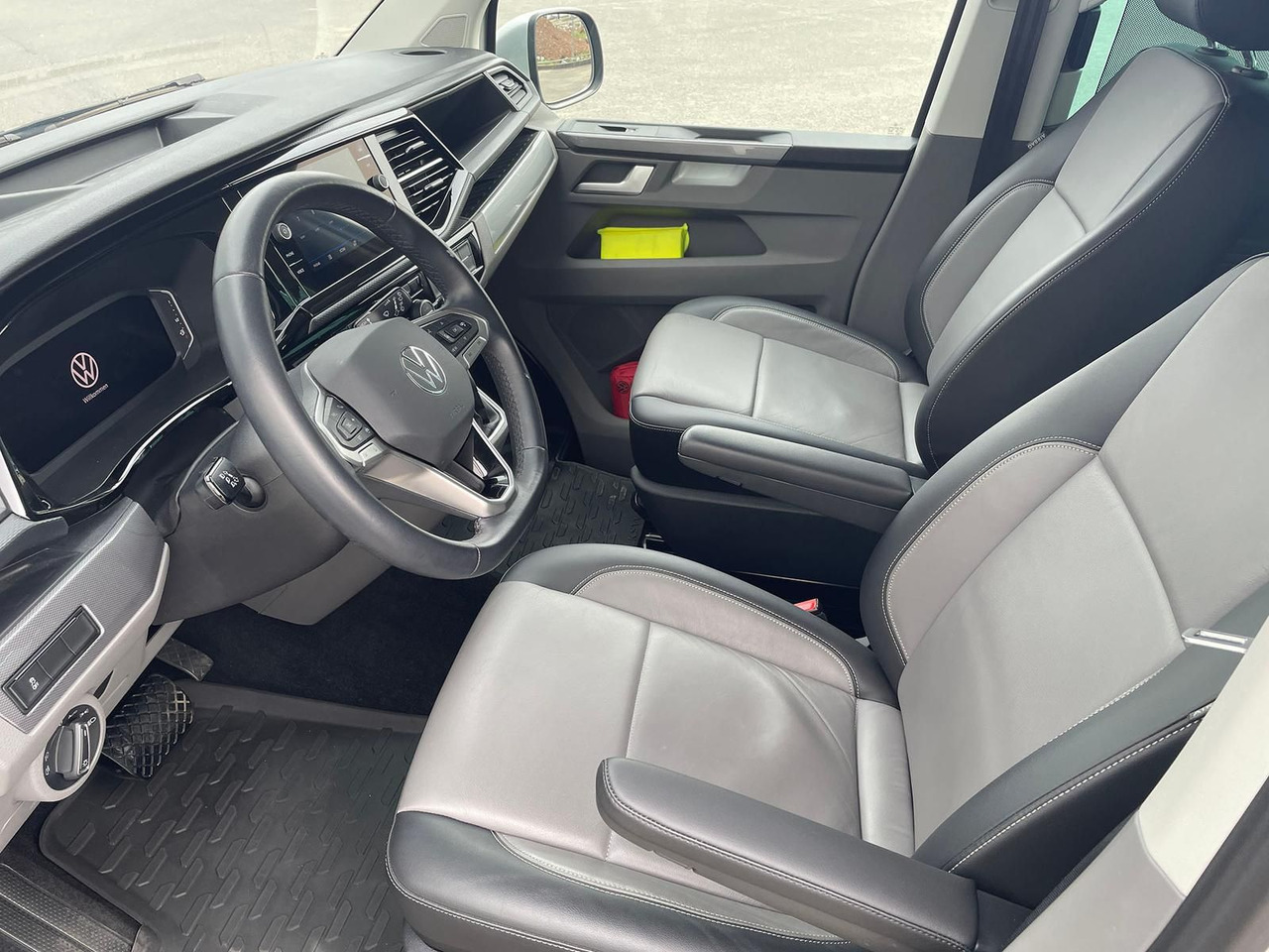 Transport de personnes Volkswagen T6.1 Caravelle Highline STANDHZ NAVI LEDER PDC: photos 11 Transport de personnes Volkswagen T6.1 Caravelle Highline STANDHZ NAVI LEDER PDC: photos 11