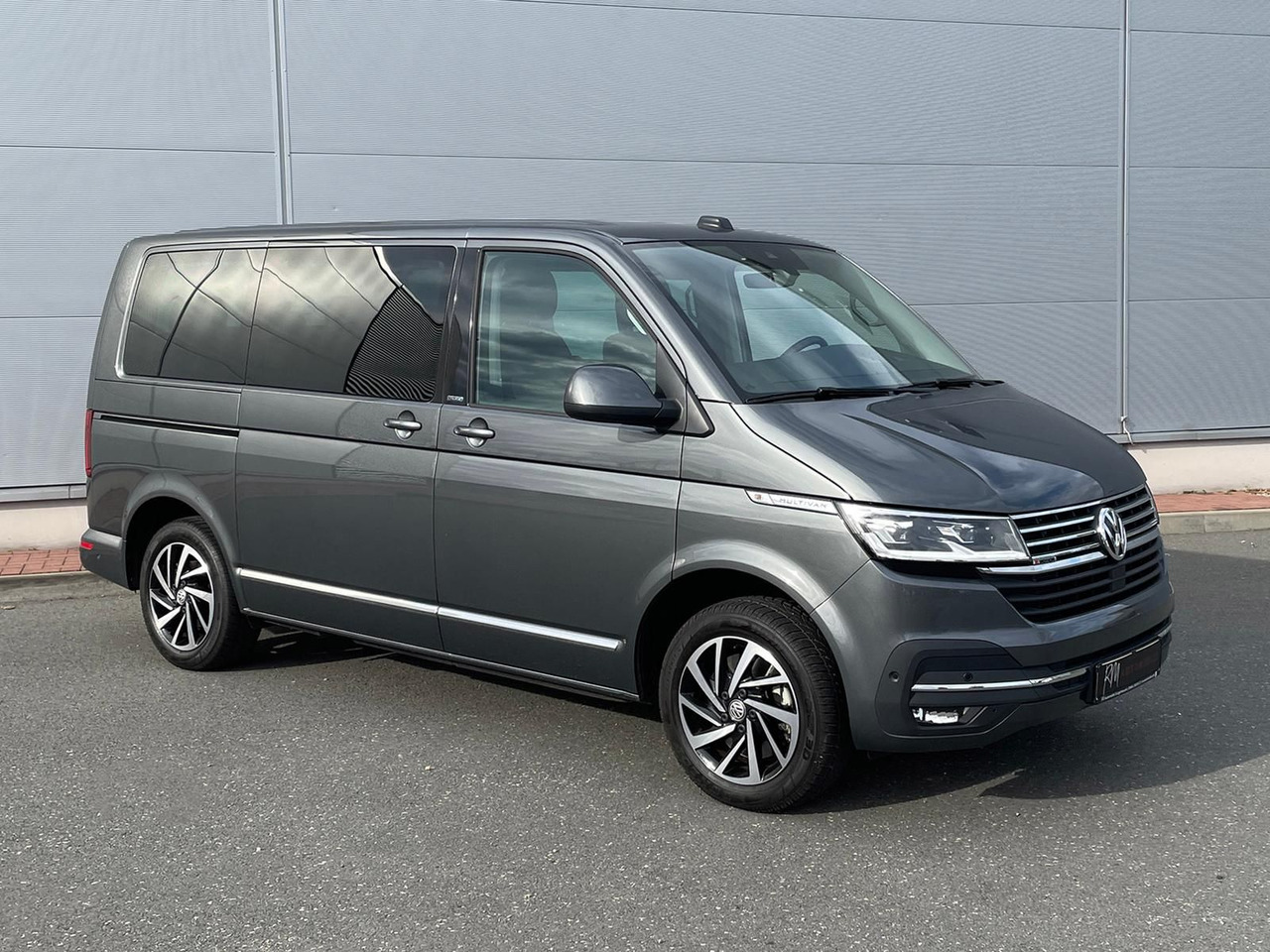 Volkswagen T6.1 Multivan Comfortline 4M ACC KAMERA SITZHZ - Transport de personnes: photos 2 Volkswagen T6.1 Multivan Comfortline 4M ACC KAMERA SITZHZ - Transport de personnes: photos 2