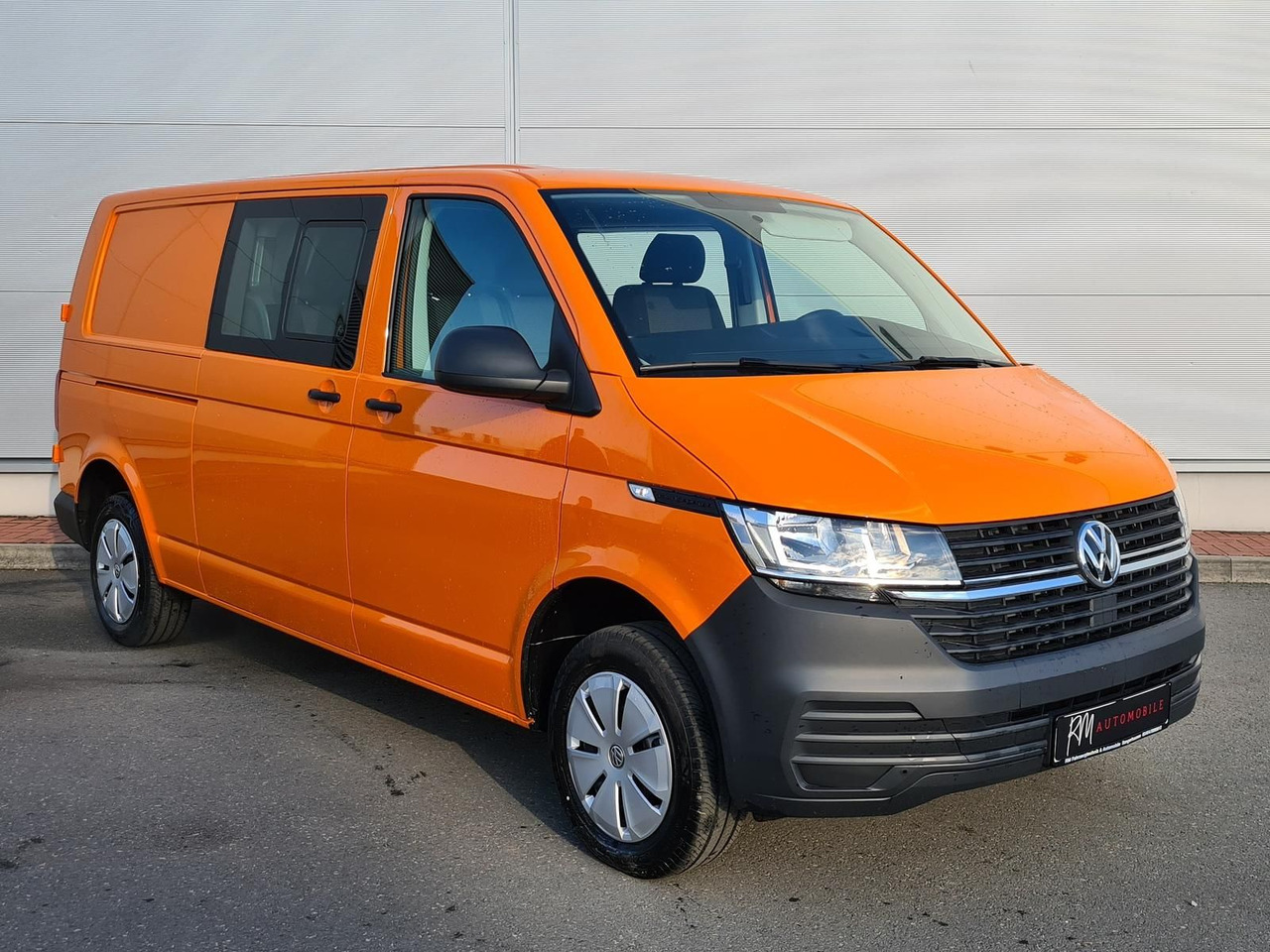 Volkswagen T6.1 Transporter MIXTO lang LED PDC KLIMA SITZH - Voiture: photos 2 Volkswagen T6.1 Transporter MIXTO lang LED PDC KLIMA SITZH - Voiture: photos 2