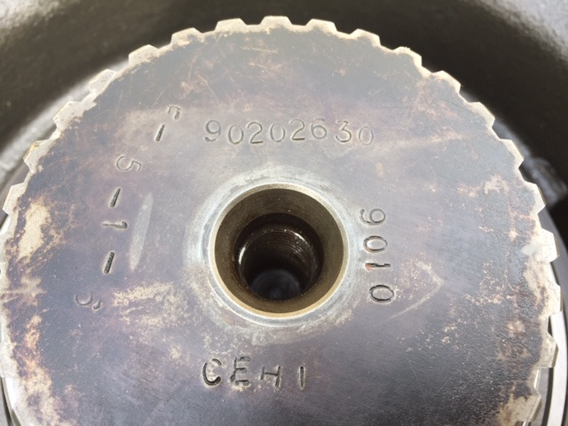Moteur de rotation pour Pelle Liebherr Abtriebswellengehäuse and Abtriebswelle, ID-Nr.90208566 – ID-Nr.90202630.: photos 11