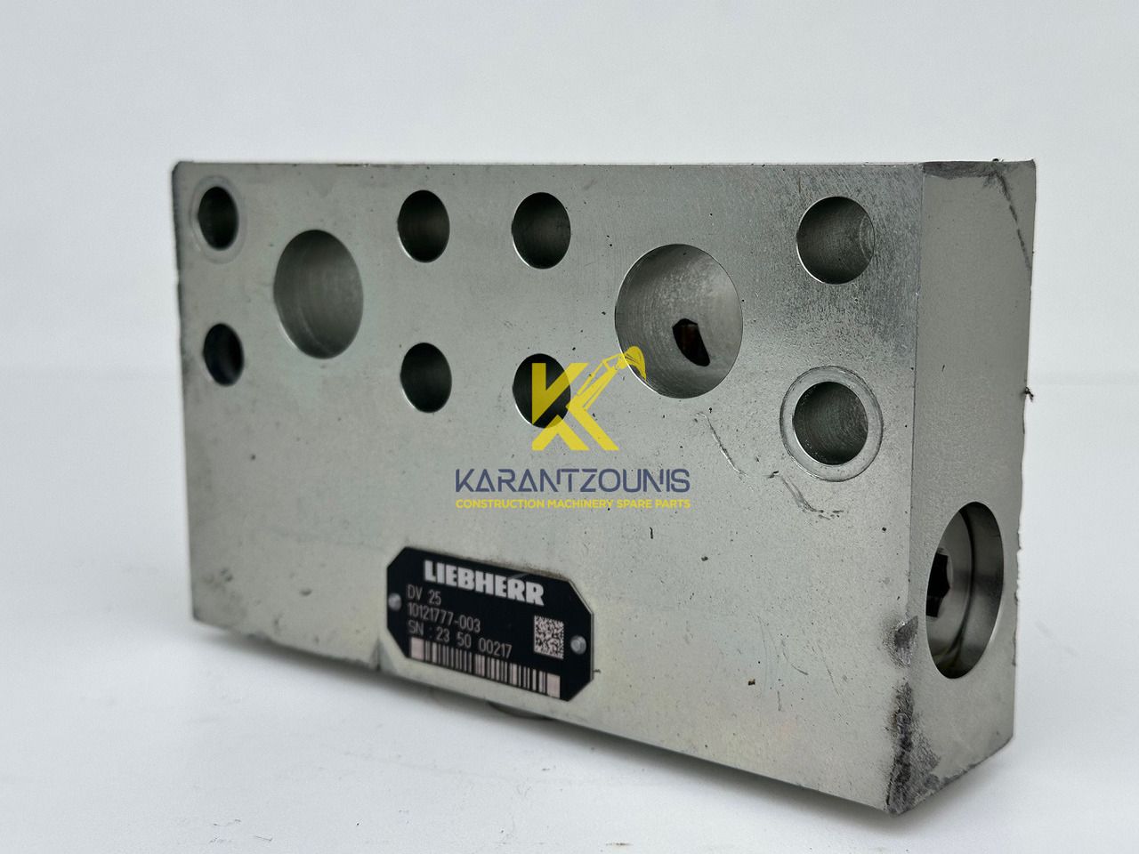 Liebherr Dämpfungsventil ID-Nr.10121777. P924 COMP, P926, R926, R916, R922, R924 COMP, R924, R926 COMP, R926, R930, R936, R946, R950 T, R960 T. #10121777.30.12## - Moteur de rotation pour Pelle: photos 2 Liebherr Dämpfungsventil ID-Nr.10121777. P924 COMP, P926, R926, R916, R922, R924 COMP, R924, R926 COMP, R926, R930, R936, R946, R950 T, R960 T. #10121777.30.12## - Moteur de rotation pour Pelle: photos 2
