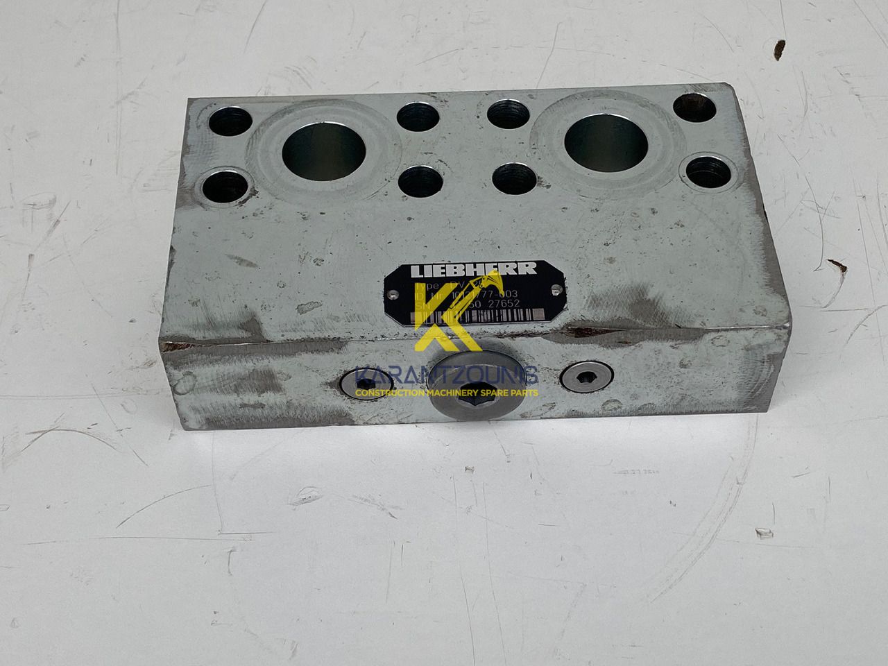 Liebherr Dämpfungsventil ID-Nr.10121777. P924 COMP, P926, R926, R916, R922, R924 COMP, R924, R926 COMP, R926, R930, R936, R946, R950 T, R960 T. #DÄ27652# - Moteur de rotation pour Pelle: photos 1 Liebherr Dämpfungsventil ID-Nr.10121777. P924 COMP, P926, R926, R916, R922, R924 COMP, R924, R926 COMP, R926, R930, R936, R946, R950 T, R960 T. #DÄ27652# - Moteur de rotation pour Pelle: photos 1