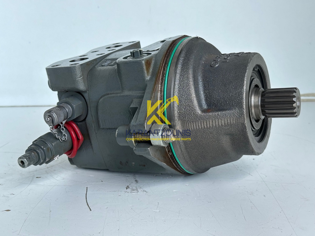 Liebherr Hydraulikeinbaumotor Typ:FMF058, ID-Nr.10122576 - ID-Nr.10145827 - ID-Nr.11371069. LOS1906, P924 COMP , R906, R906 PROTO, R916, R922, R924, R924 COMP, R926 COMP, R926 K LC. #39780# - Moteur hydraulique pour Pelle: photos 2 Liebherr Hydraulikeinbaumotor Typ:FMF058, ID-Nr.10122576 - ID-Nr.10145827 - ID-Nr.11371069. LOS1906, P924 COMP , R906, R906 PROTO, R916, R922, R924, R924 COMP, R926 COMP, R926 K LC. #39780# - Moteur hydraulique pour Pelle: photos 2