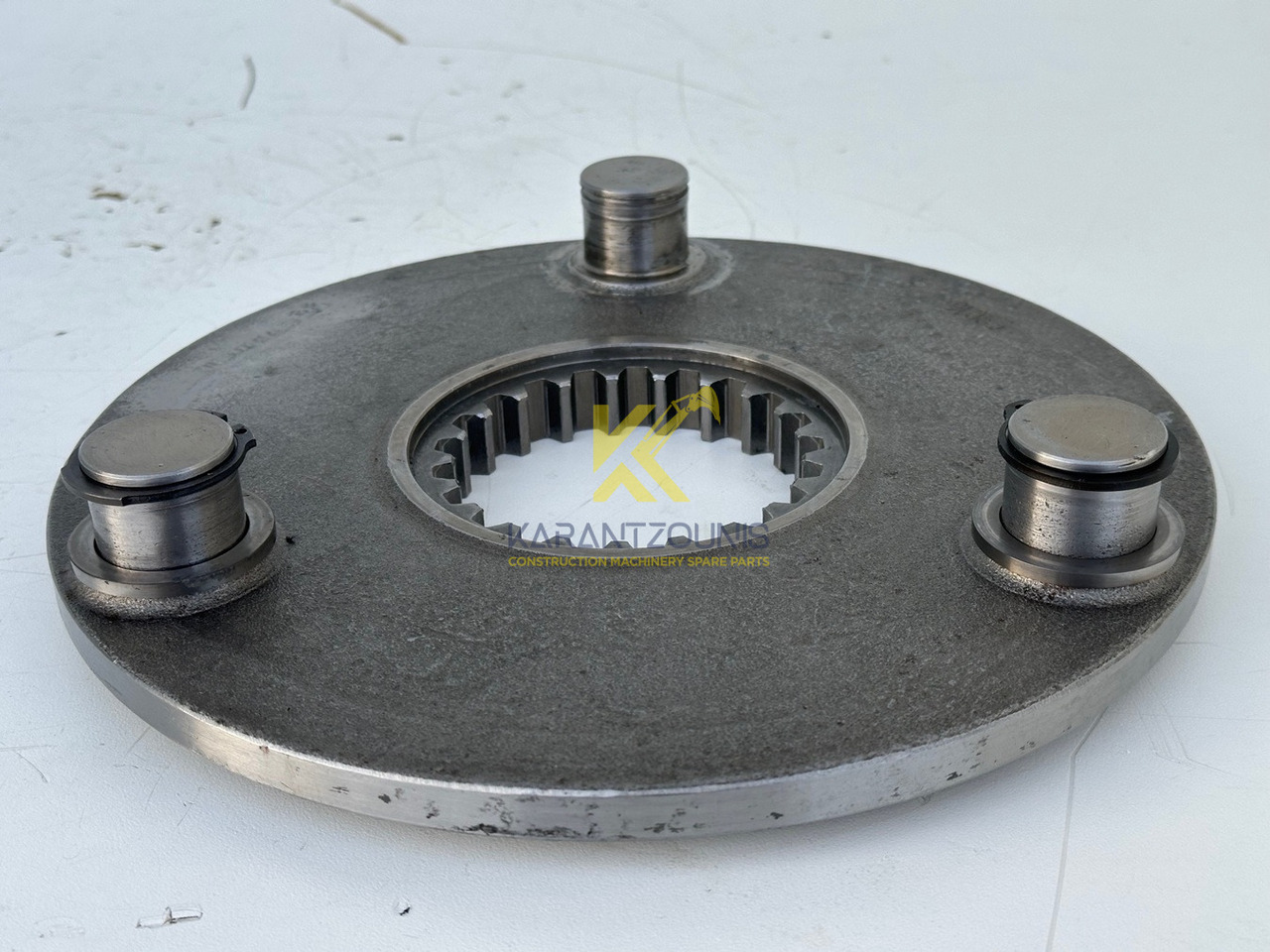 Liebherr Original Planetenträger ID-Nr.90024944. FAT400P112 - FAT400P139. LO1936, R928, R930, R934, R936, R940, R944, R946, R950 T. #90024944.24.03# - Moteur de translation pour Engins de chantier: photos 2 Liebherr Original Planetenträger ID-Nr.90024944. FAT400P112 - FAT400P139. LO1936, R928, R930, R934, R936, R940, R944, R946, R950 T. #90024944.24.03# - Moteur de translation pour Engins de chantier: photos 2