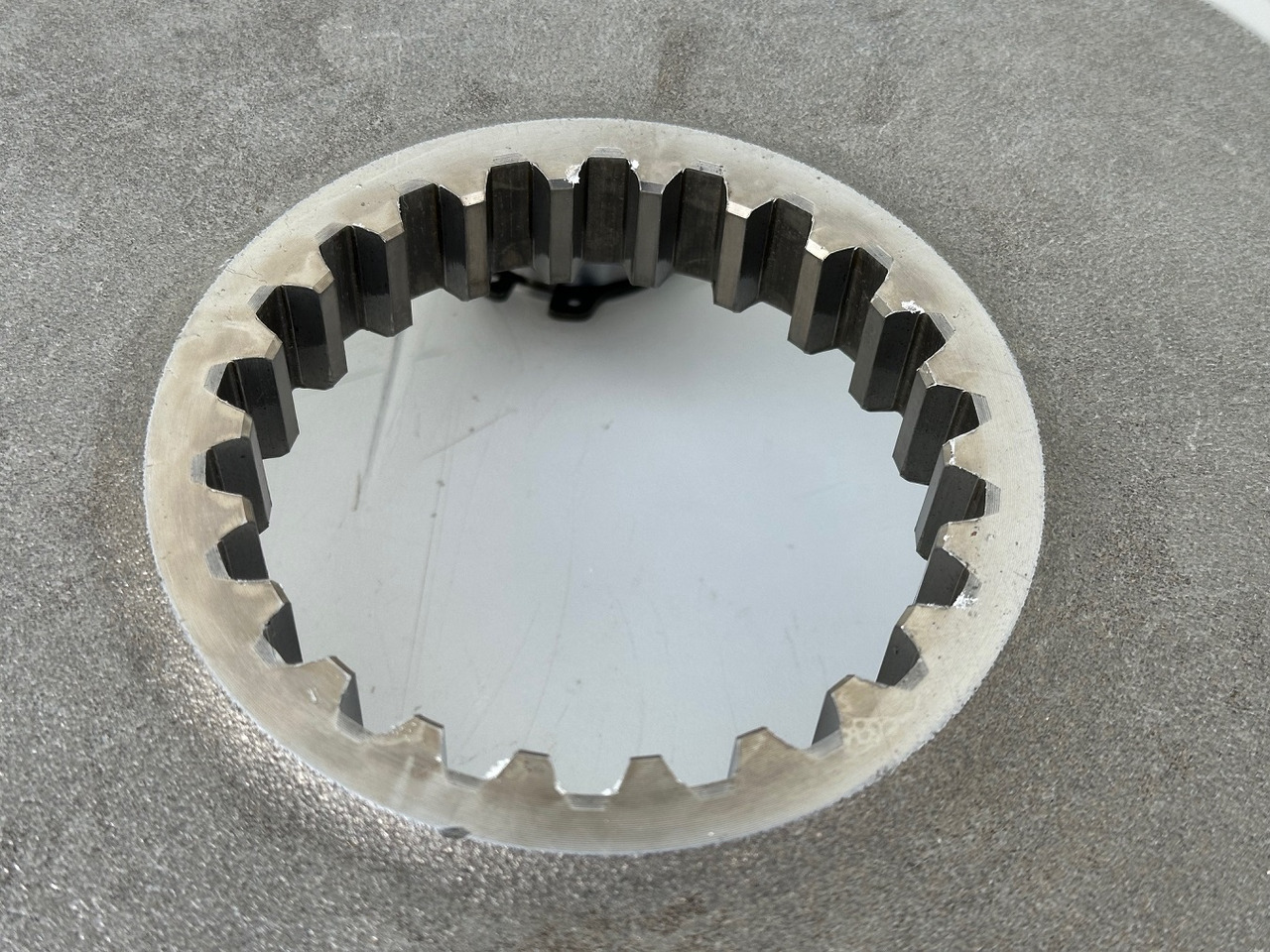 Moteur de translation pour Pelle sur chenille Liebherr Planetenträger ID-Nr.90024938. FAT400P112 -FAT400P130 - FAT400P139.  LO1936, LOS926, R926, R928, R930, R934, R936, R940, R944, R946, R950 T. #90024938.17.08.01#: photos 8