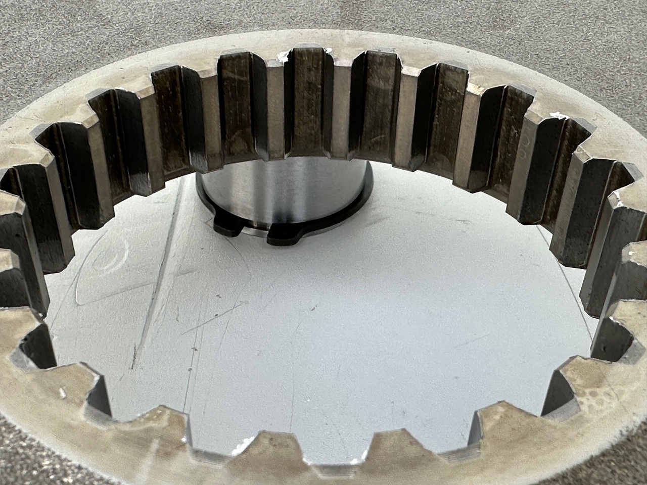 Moteur de translation pour Pelle sur chenille Liebherr Planetenträger ID-Nr.90024938. FAT400P112 -FAT400P130 - FAT400P139.  LO1936, LOS926, R926, R928, R930, R934, R936, R940, R944, R946, R950 T. #90024938.17.08.01#: photos 9