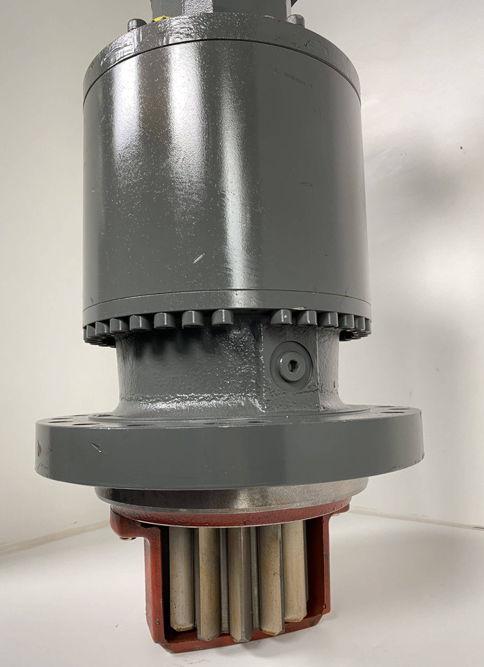 Liebherr Schwenkantrieb SAT275/285, ID-Nr.90019817 - ID-Nr.90017908 and Linde Hydromotor HMF 75-02 2706, ID-Nr.11007092. - Boîte de vitesse pour Pelle sur pneus: photos 4 Liebherr Schwenkantrieb SAT275/285, ID-Nr.90019817 - ID-Nr.90017908 and Linde Hydromotor HMF 75-02 2706, ID-Nr.11007092. - Boîte de vitesse pour Pelle sur pneus: photos 4