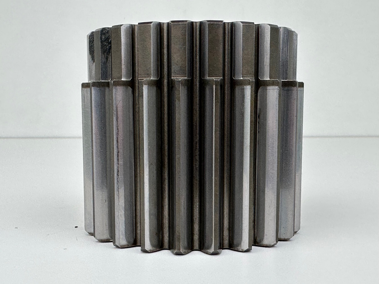 Liebherr Sonnenrad ID-Nr.90205857. FAT350P126 - FAT350P138. R920 - R922 - R924 - R925 - R926 - R930 T. #12858000.09.11# - Moteur de translation pour Engins de chantier: photos 2 Liebherr Sonnenrad ID-Nr.90205857. FAT350P126 - FAT350P138. R920 - R922 - R924 - R925 - R926 - R930 T. #12858000.09.11# - Moteur de translation pour Engins de chantier: photos 2