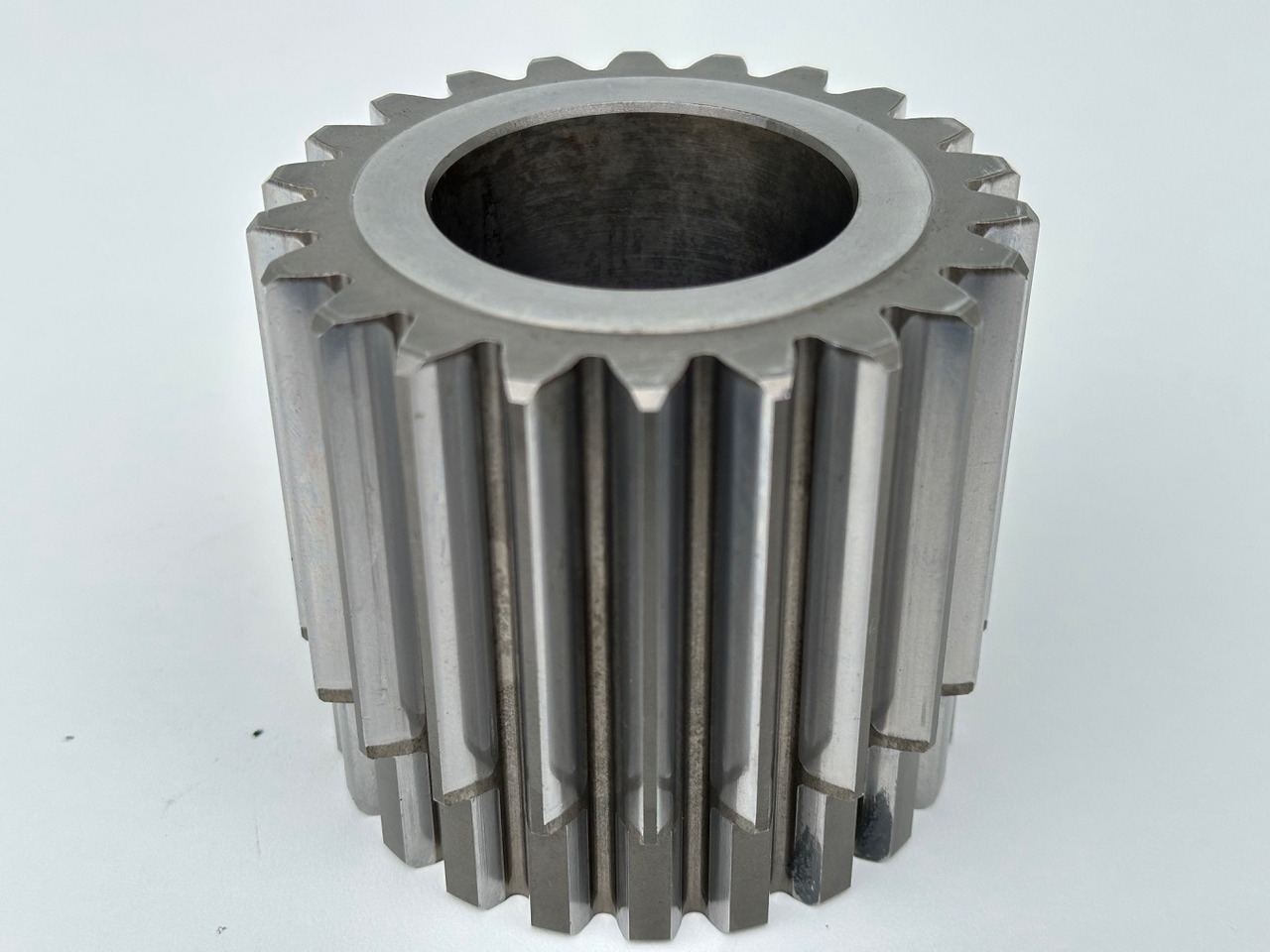 Liebherr Sonnenrad ID-Nr.90205857. FAT350P126 - FAT350P138. R920 - R922 - R924 - R925 - R926 - R930 T. #12858000.09.11# - Moteur de translation pour Engins de chantier: photos 3 Liebherr Sonnenrad ID-Nr.90205857. FAT350P126 - FAT350P138. R920 - R922 - R924 - R925 - R926 - R930 T. #12858000.09.11# - Moteur de translation pour Engins de chantier: photos 3