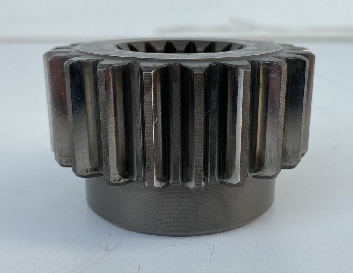 Moteur de rotation pour Engins de chantier Liebherr Sonnenrad ID-Nr.9443072.  SAT300/213 - SAT300/225.   A900 C-LI, A944 B-LI, E942,LOS942,LOS944,P942,P944,R942,R944, R944B.   #WH#: photos 8
