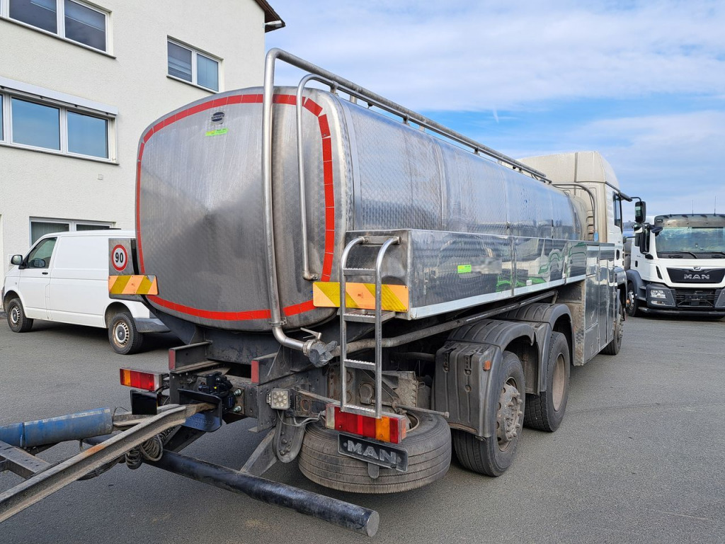 MAN TGA 03 26.413 FNLLW Wasserfahrzeug (Nr. 5726) - Camion citerne: photos 5 MAN TGA 03 26.413 FNLLW Wasserfahrzeug (Nr. 5726) - Camion citerne: photos 5