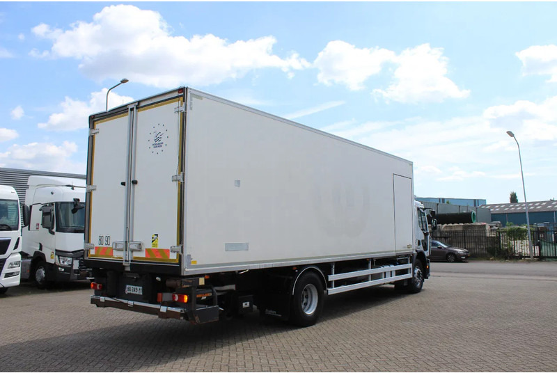 Renault Premium 370 * EURO5 * CARRIER SUPRA 950 * - Camion frigorifique: photos 4 Renault Premium 370 * EURO5 * CARRIER SUPRA 950 * - Camion frigorifique: photos 4