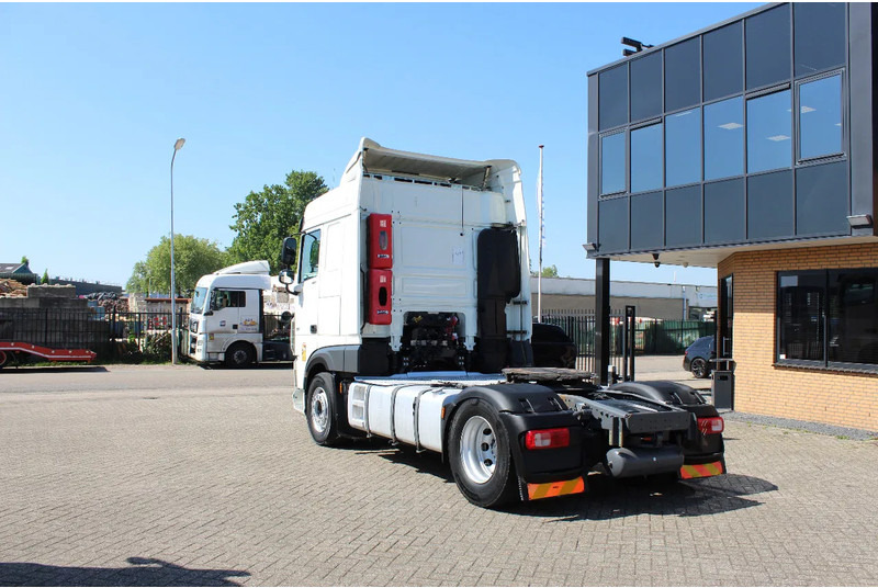 DAF XF 106.480 * RETARDER * 2 TANK * 2 BED * - Tracteur routier: photos 3 DAF XF 106.480 * RETARDER * 2 TANK * 2 BED * - Tracteur routier: photos 3