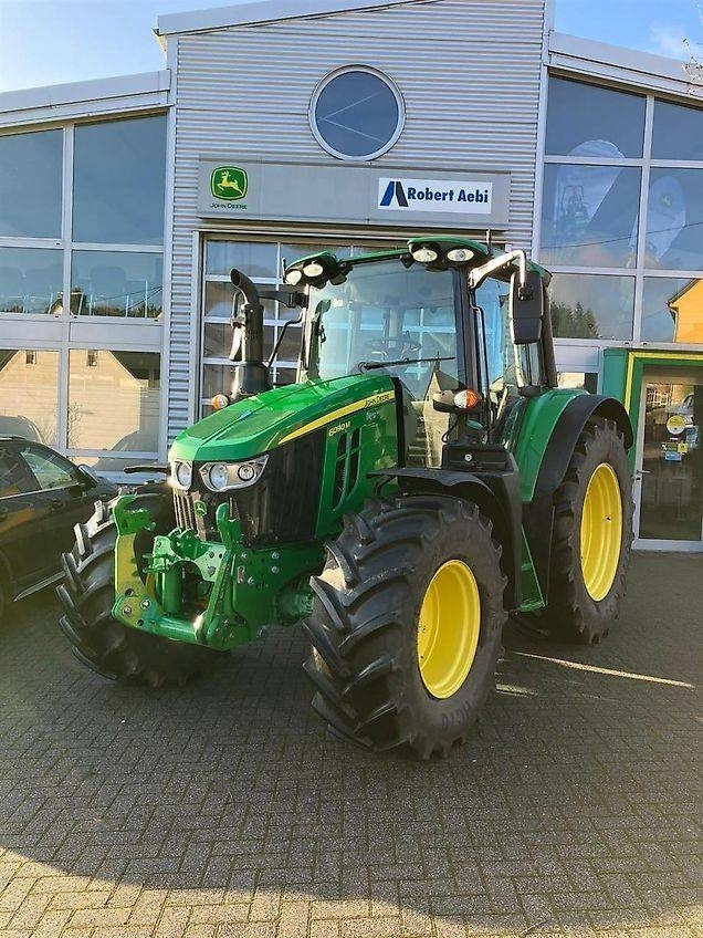 John Deere 6090M - Tracteur agricole: photos 1 John Deere 6090M - Tracteur agricole: photos 1
