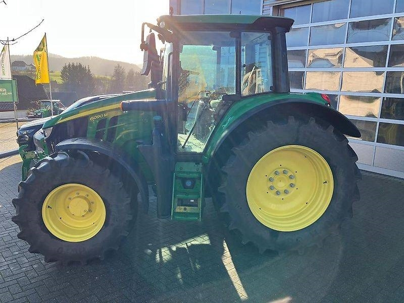 John Deere 6090M - Tracteur agricole: photos 5 John Deere 6090M - Tracteur agricole: photos 5