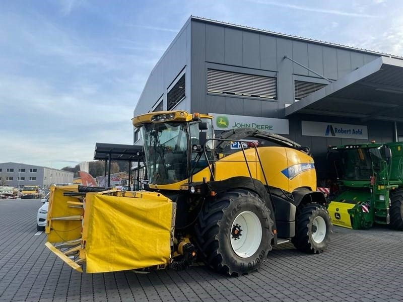 New Holland FR 450  - Ensileuse: photos 2 New Holland FR 450  - Ensileuse: photos 2