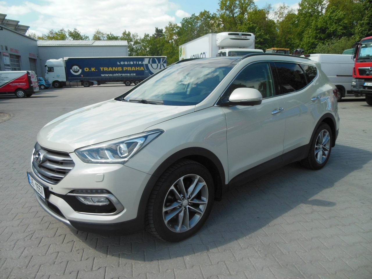 Hyundai Santa Fe 2,2 CRDi, 4WD, Automatic, Leder, Panora - SUV: photos 1 Hyundai Santa Fe 2,2 CRDi, 4WD, Automatic, Leder, Panora - SUV: photos 1