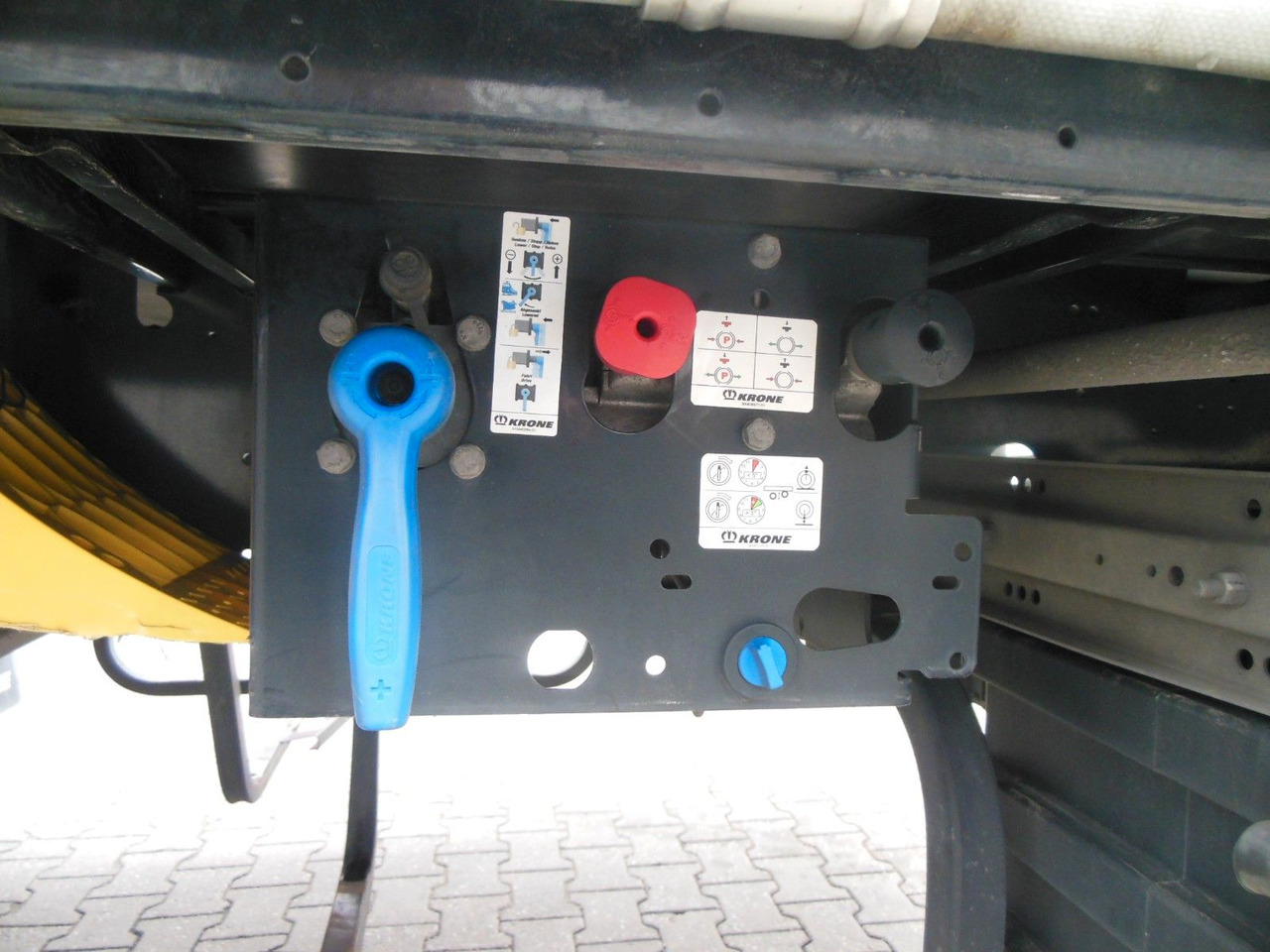 Semi-remorque rideaux coulissants Krone SD, LIFT ACHSE: photos 11