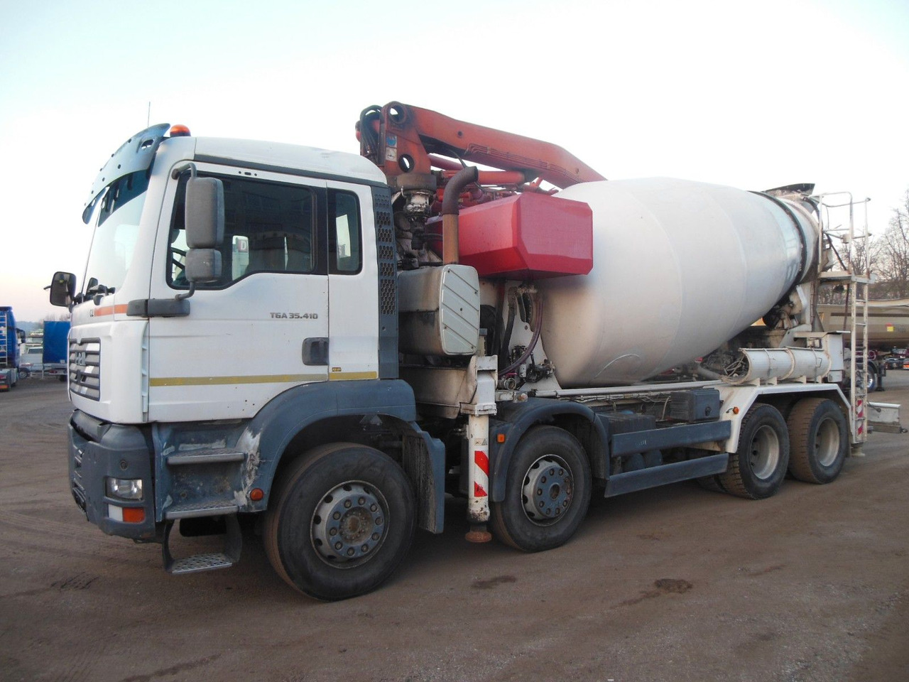 MAN TGA 35.410, 8X4, MIX + PUMPE 24M - Camion malaxeur: photos 2 MAN TGA 35.410, 8X4, MIX + PUMPE 24M - Camion malaxeur: photos 2
