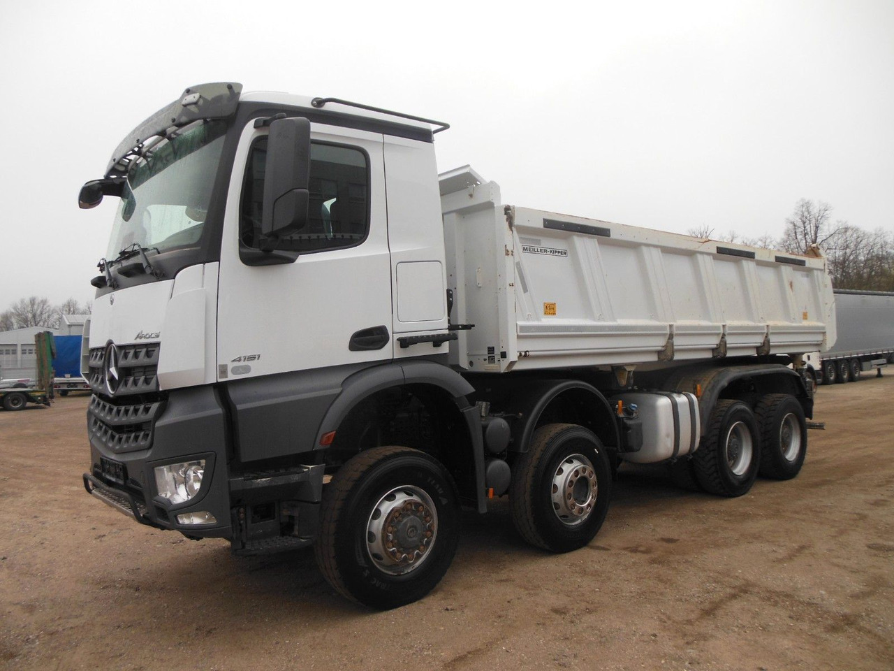 Mercedes-Benz AROCS 4151, 8X6, MEILLER, BORDMATIC, AHK - Camion benne: photos 1 Mercedes-Benz AROCS 4151, 8X6, MEILLER, BORDMATIC, AHK - Camion benne: photos 1