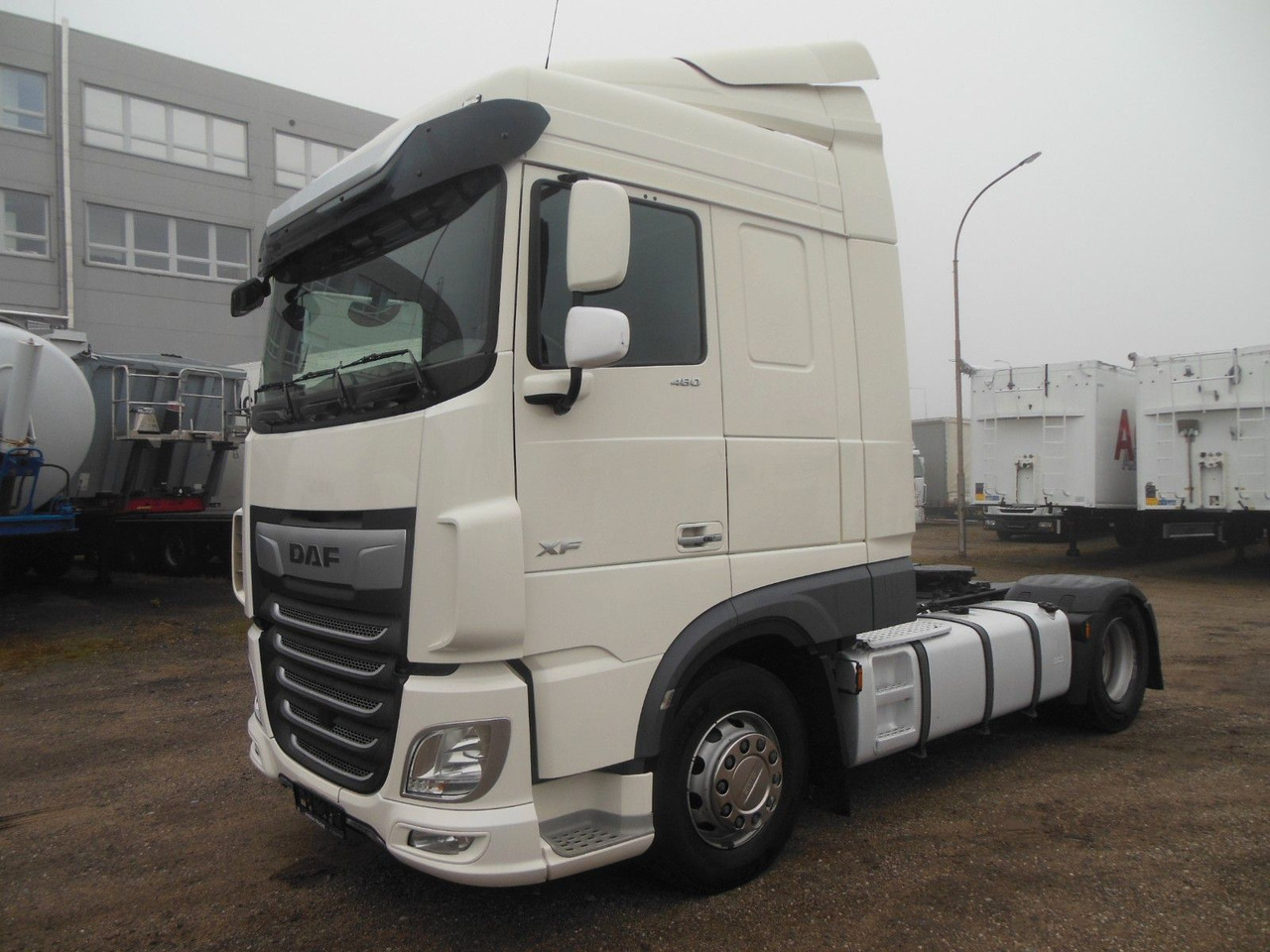DAF XF 106.480 SC, STANDART, NEUE TACHO, TOP!! - Tracteur routier: photos 1 DAF XF 106.480 SC, STANDART, NEUE TACHO, TOP!! - Tracteur routier: photos 1