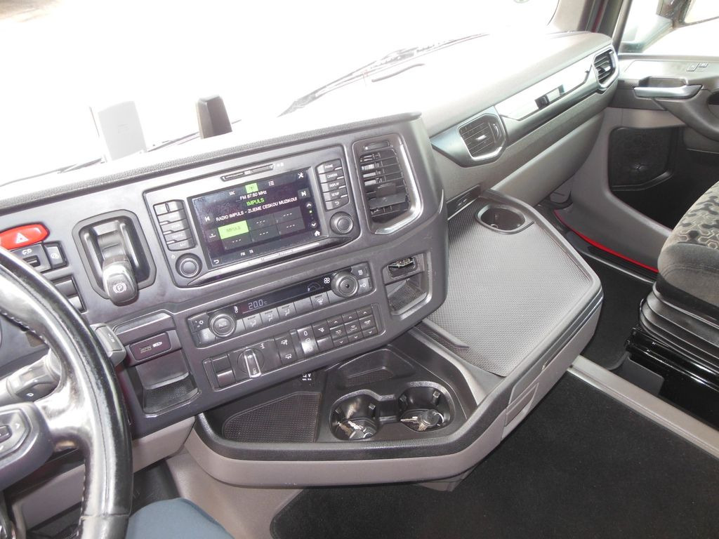 Tracteur routier Scania R450 LOWDECK, RETARDER, STANDKLIMA, VOLL LUFT Scania R450 LOWDECK, RETARDER, STANDKLIMA, VOLL LUFT: photos 17