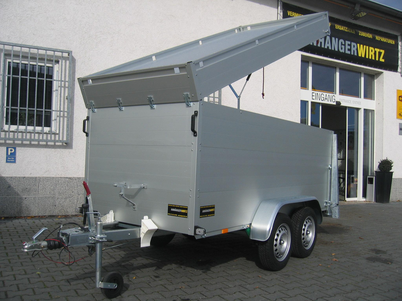 ALUBOXX Deckelanhänger GTT 1500 VT2 301x126x118cm Heckrampe (M) 1500kg order Aktion - Remorque fourgon: photos 1 ALUBOXX Deckelanhänger GTT 1500 VT2 301x126x118cm Heckrampe (M) 1500kg order Aktion - Remorque fourgon: photos 1