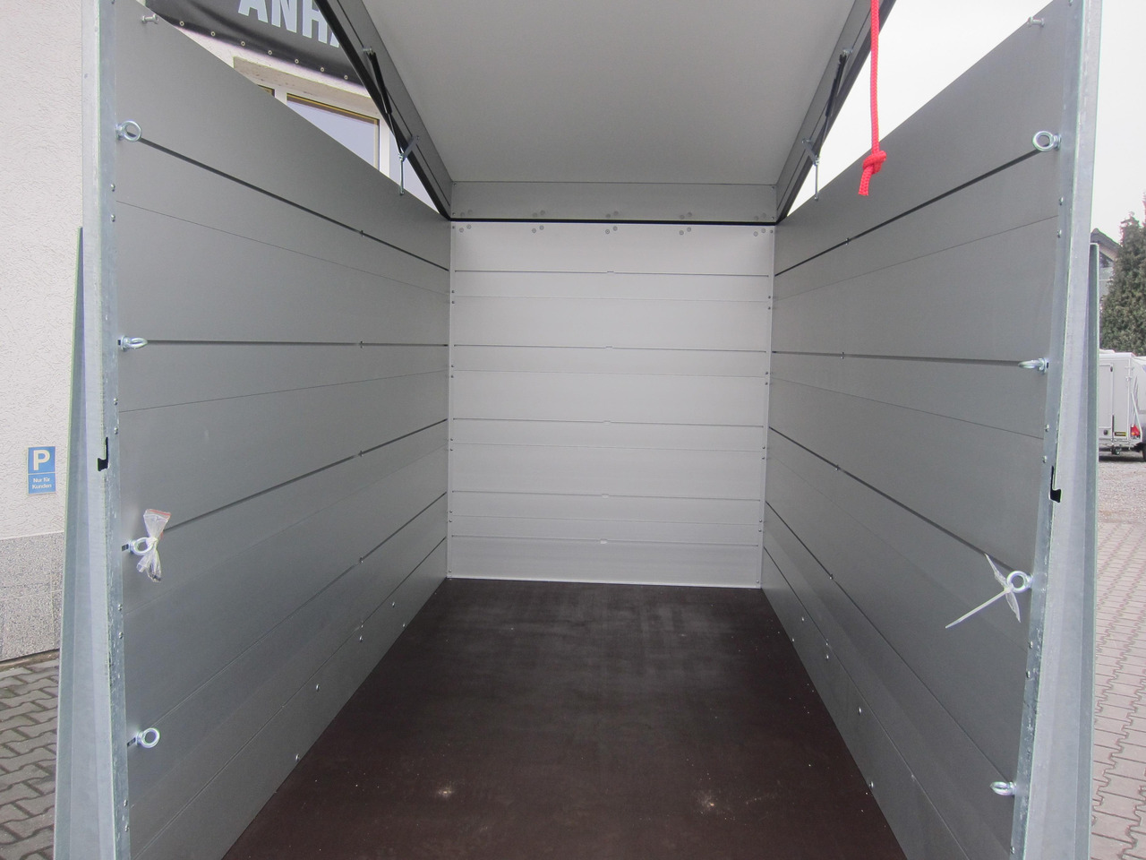 ALUBOXX Deckelanhänger GTT 2500 VT4 301x151x188cm Heckrampe (M) 2500kg order online Aktion - Remorque fourgon: photos 3 ALUBOXX Deckelanhänger GTT 2500 VT4 301x151x188cm Heckrampe (M) 2500kg order online Aktion - Remorque fourgon: photos 3