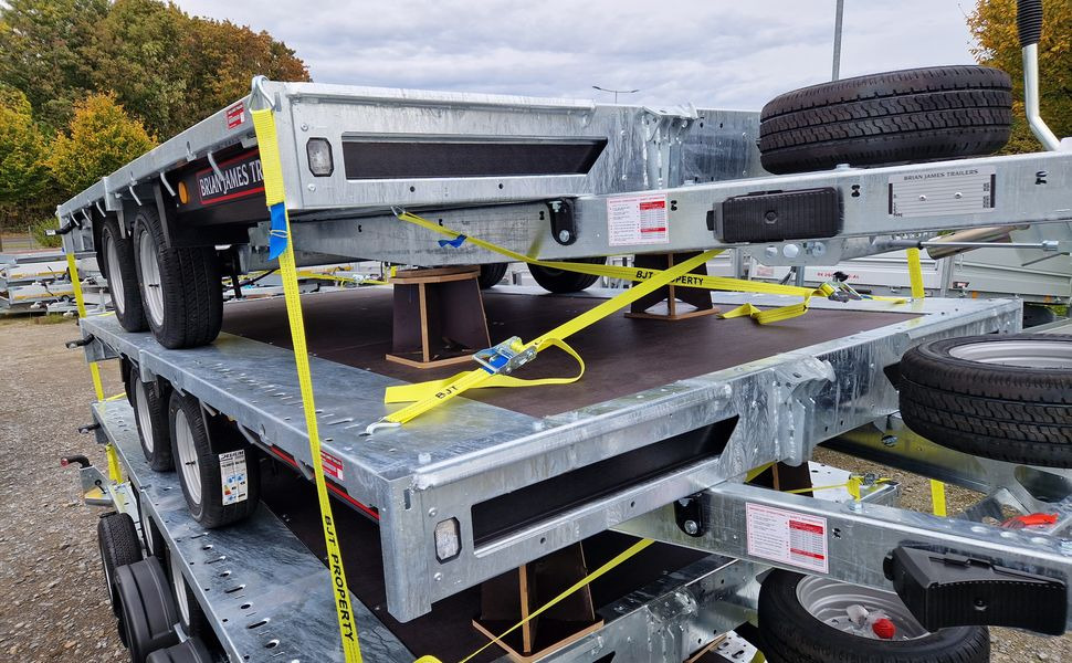Brian James Trailer Connect 360x215cm plattform 2 Achsen 12" 3500kg - Remorque plateau: photos 1 Brian James Trailer Connect 360x215cm plattform 2 Achsen 12" 3500kg - Remorque plateau: photos 1