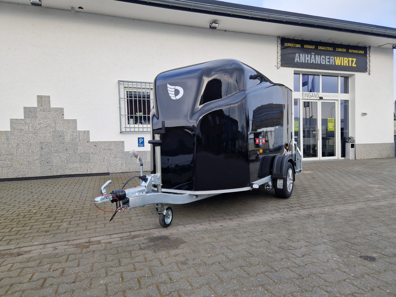 Debon Cargo 1300 300x152x168cm black Seitentür Alufelgen darkl Pullman II 100km/H 1300kg Modell 25 - crédit-bail Debon Cargo 1300 300x152x168cm black Seitentür Alufelgen darkl Pullman II 100km/H 1300kg Modell 25: photos 23