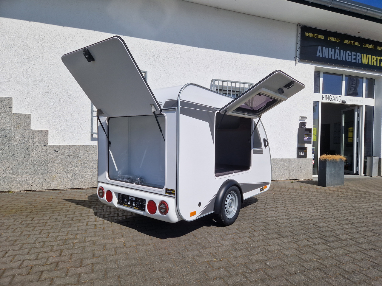 Mini Camper Mini Tommy TMC25 Basic 252x140x121cm 750kg gebremst 100km/H - Remorque voiture: photos 3 Mini Camper Mini Tommy TMC25 Basic 252x140x121cm 750kg gebremst 100km/H - Remorque voiture: photos 3